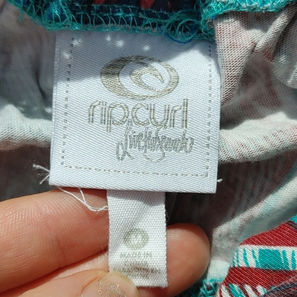 Rip Curl dress - Picture 6 of 6